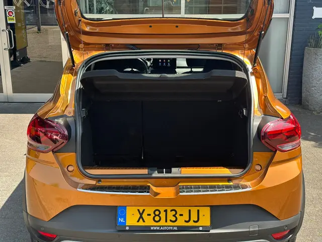 Dacia Sandero 1.0 TCe 90 Comfort 2022 Benzine 6
