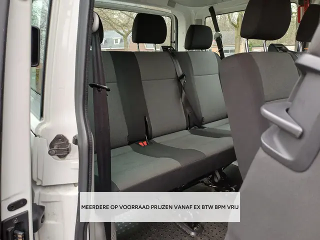 Volkswagen Transporter Kombi 2.0 TDI L1H1 2019 Diesel 13