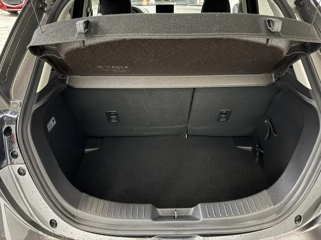 Mazda 2 1.5 e-SkyActiv-G 90 Homura 2023 Benzine 26