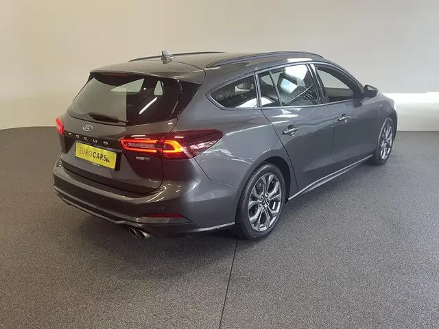 Ford Focus Wagon 1.0 EcoBoost Hybrid ST Line 2023 Benzine 5