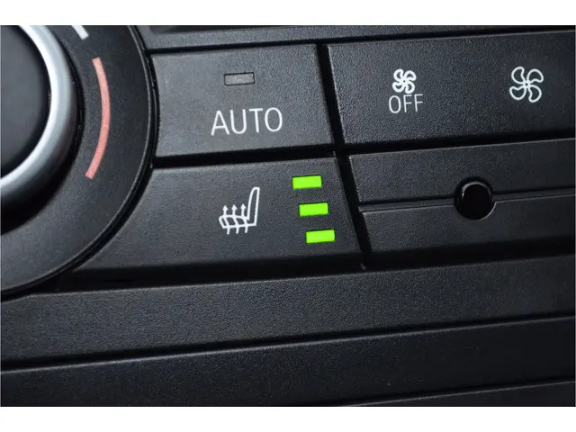 BMW 1 Serie Cabrio 118i M Sport Edition 2014 Benzine 17