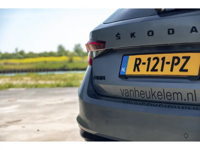 Škoda Fabia 1.0 TSI Monte Carlo 2022 Benzine 50