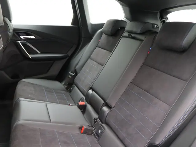 BMW X1 xDrive25e 2025 Hybride Benzine 20