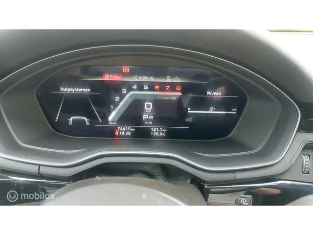 Audi A4 Avant 35 TFSI S edition 2022 Benzine 22