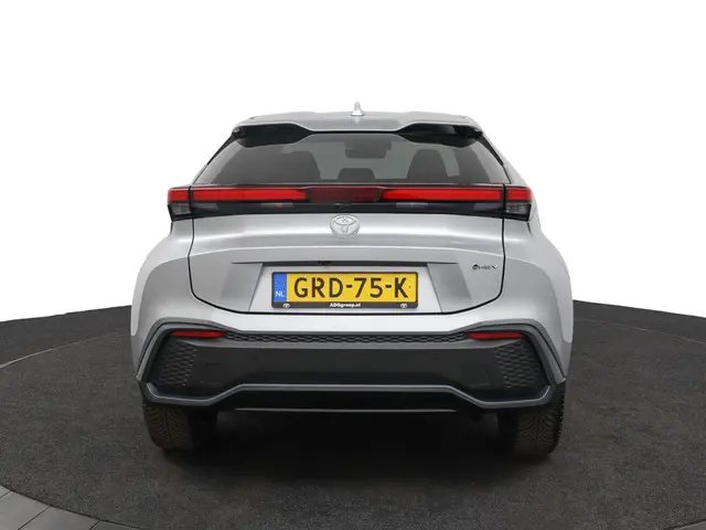 Toyota C-HR 1.8 Hybrid 140 Dynamic 2024 Hybride Benzine 65