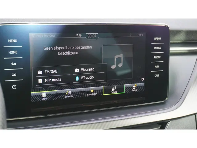 Škoda Kamiq 1.0 TSI 116pk DSG Monte Carlo 2021 Benzine 29