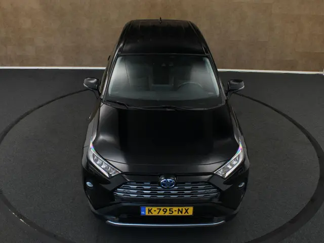 Toyota RAV4 2.5 Hybrid Active Plus 2020 Hybride Benzine 13