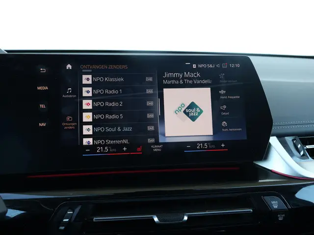 BMW X1 xDrive30e 2022 Hybride Benzine 39