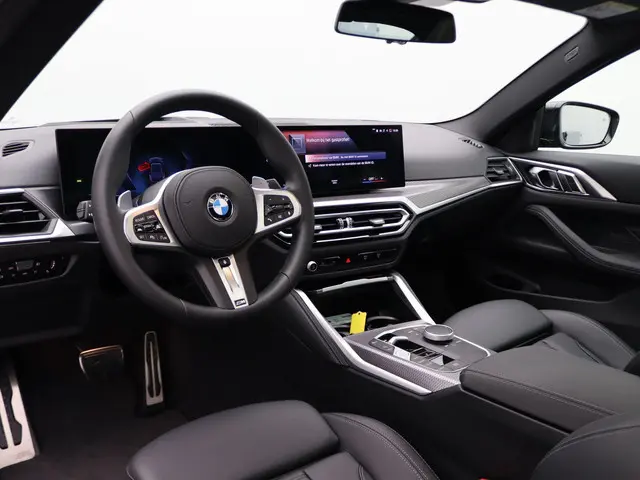 BMW 4 Serie Coupé 420i 2024 Benzine 10