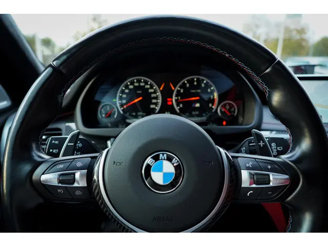 BMW X5 M 2018 Benzine 17