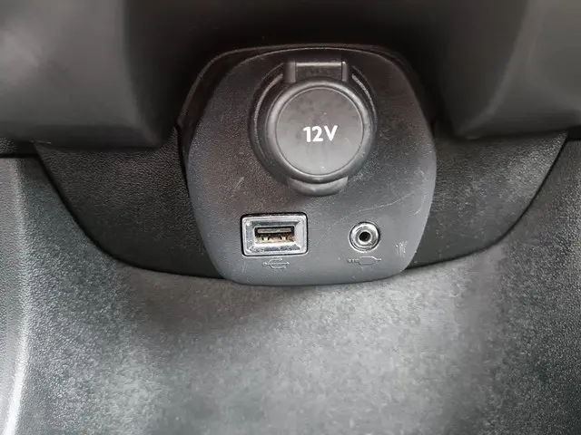 Citroën C1 1.0 e-VTi Feel/CRUIS CONT/AIRCO 2017 Benzine 23