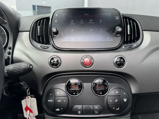 Fiat 500C 0.9 TwinAir 2018 Benzine 29