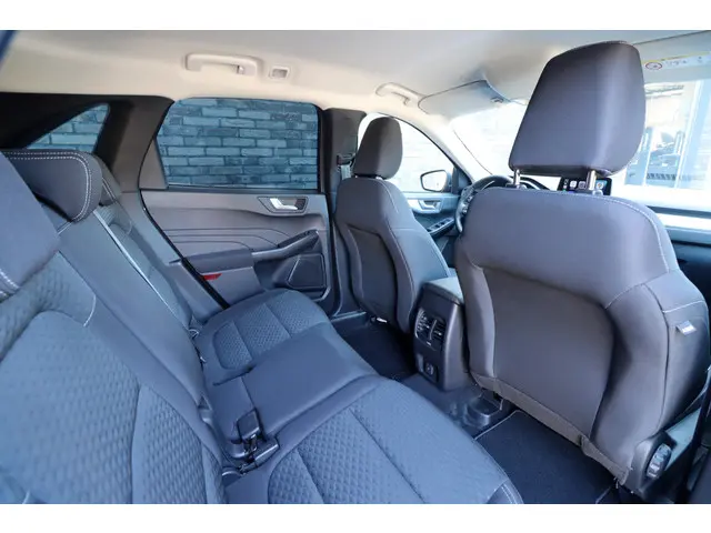 Ford Kuga 2.5 PHEV Cool & Connect 2022 Hybride Benzine 7