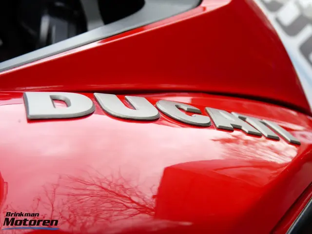 Ducati Multistrada 1200 S Touring 2013 Benzine 24