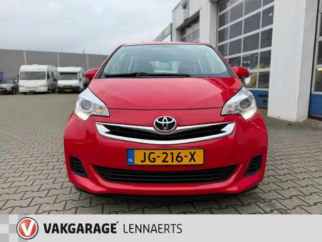 Toyota Verso-S 1.3 VVT-i Dynamic 2015 Benzine 3