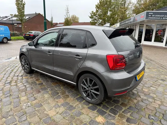 Volkswagen Polo 1.0 Comfortline 2017 Benzine 3