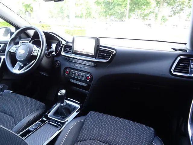 Kia Ceed 1.0 T-GDi DynamicPlusLine 120 PK 2019 Benzine 18