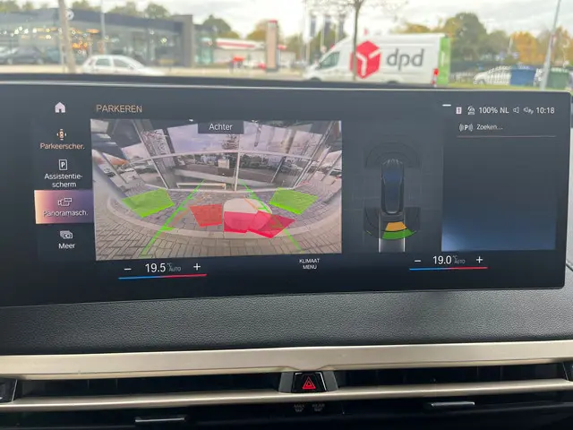 BMW iX xDrive40 Executive 77 kWh 2022 Elektrisch 16