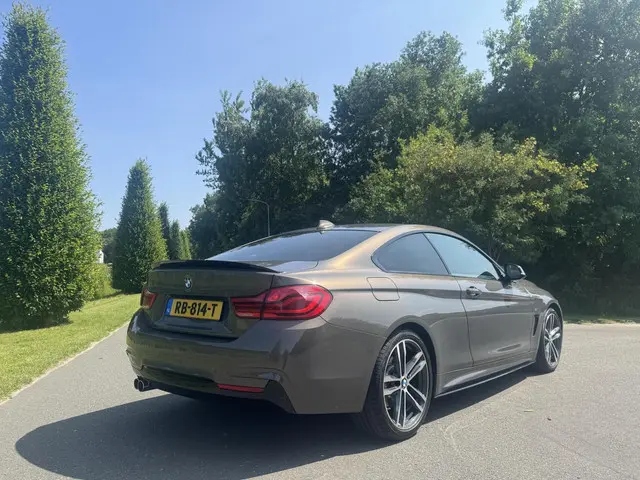 BMW 4 Serie Coupé 420i High Executive 2017 Benzine 28