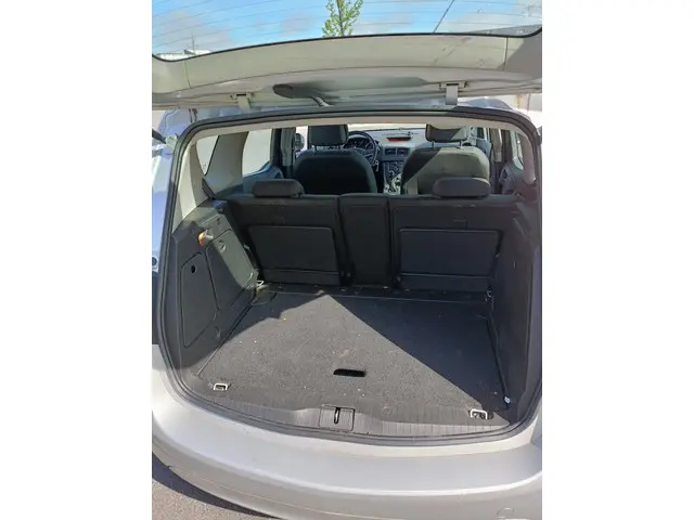 Opel Meriva 1.4 Turbo Berlin 2013 Benzine 4