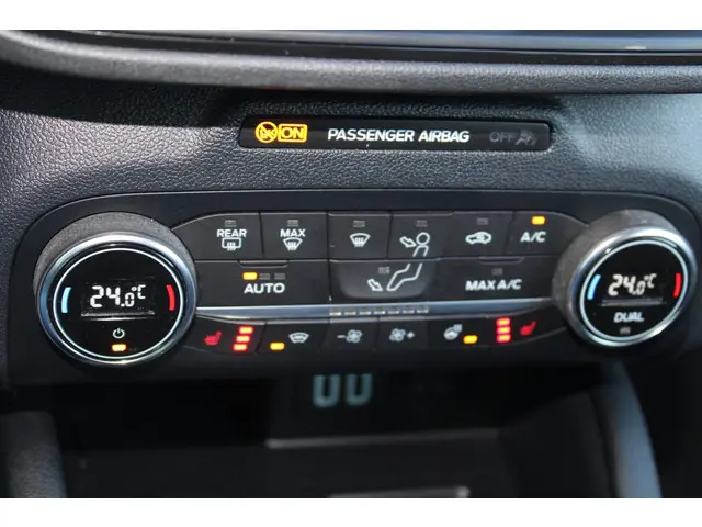 Ford Kuga 2.5 PHEV ST-Line X 2022 Hybride Benzine 24