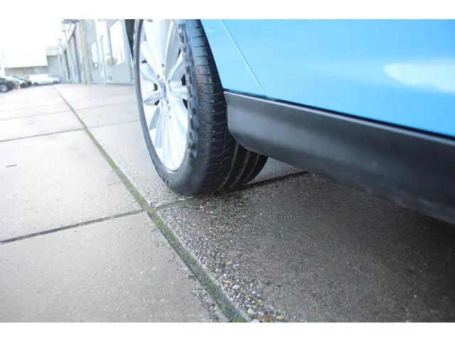 Ford Focus 1.0 126 Pk Titanium HB 2016 Benzine 26