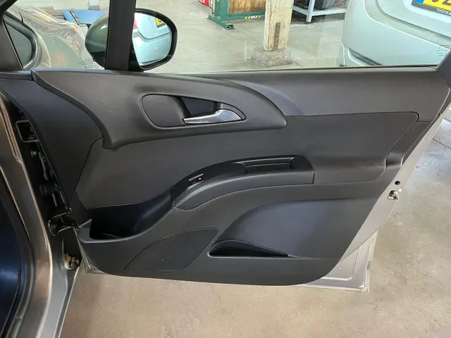 Opel Meriva 1.4 Turbo Business+ 2014 Benzine 27