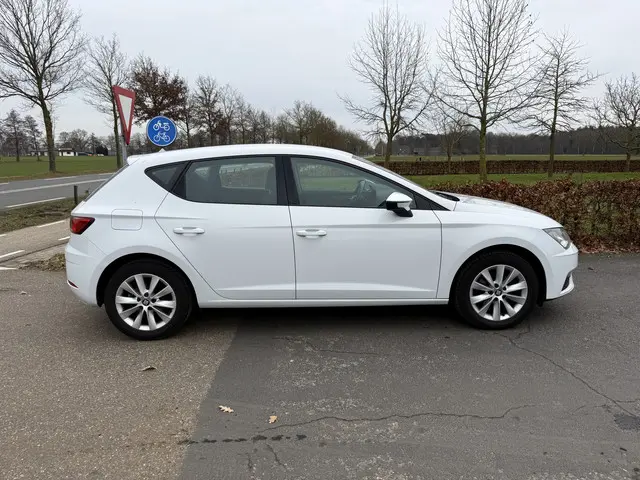 SEAT Leon 1.6 TDI Style 2017 Diesel 14