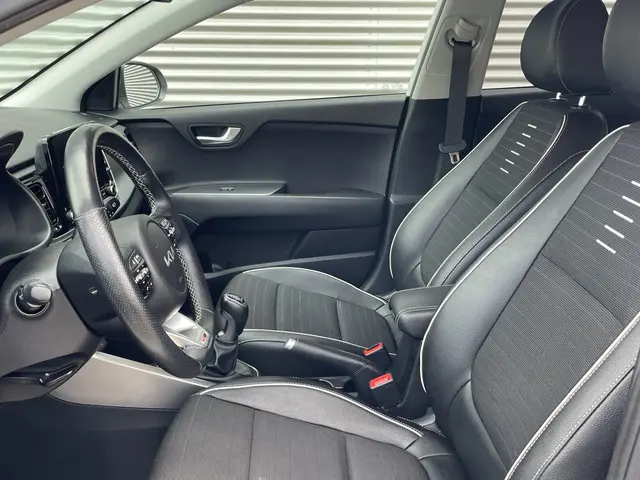 Kia Rio 1.0 T-GDi MHEV GT-Line 2023 Hybride Benzine 15