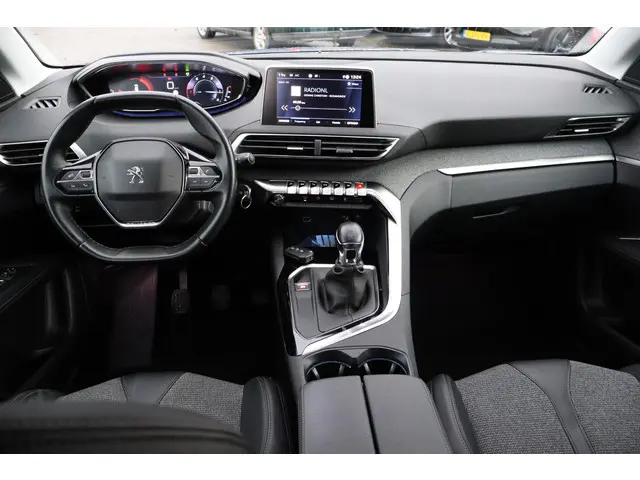 Peugeot 3008 1.2 PureTech Allure 2019 Benzine 2