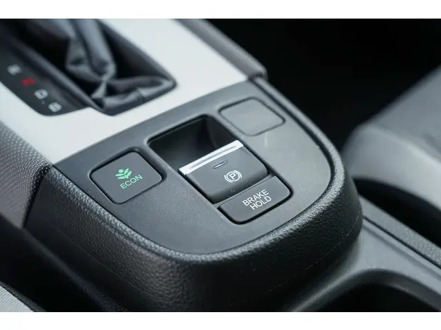 Honda Jazz 1.5i e:HEV CROSSTAR 2022 Hybride Benzine 21