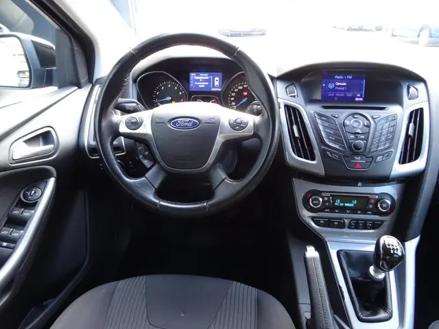 Ford Focus 1.0 EcoBoost Titanium 2014 Benzine 11