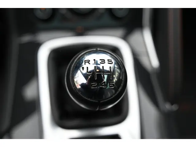 Peugeot 3008 1.6 THP Crossway 2015 Benzine 28