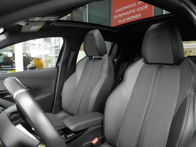 Peugeot e-208 EV GT 51 kWh 2024 Elektrisch 10