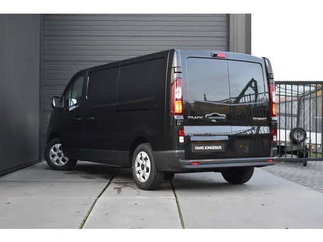 Renault Trafic Advance 2024 Diesel 2