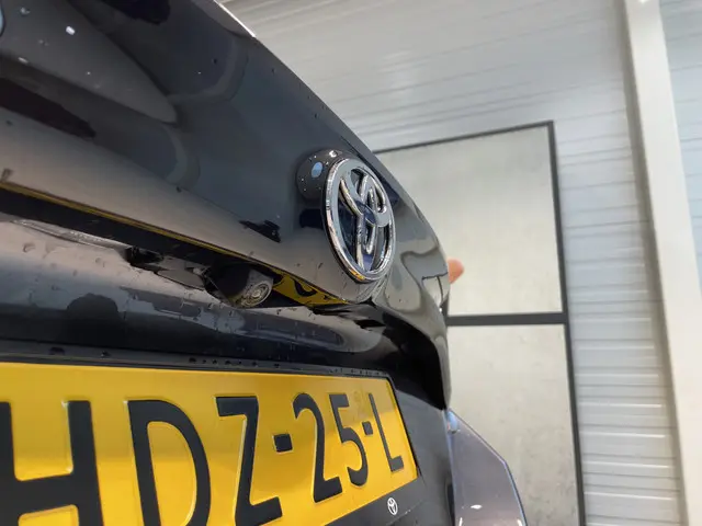 Toyota Yaris 1.5 Hybrid 115 Active 2025 Hybride Benzine 16