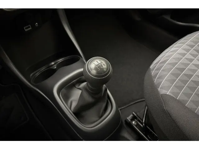 Peugeot 108 1.0 e-VTi Active 2021 Benzine 21