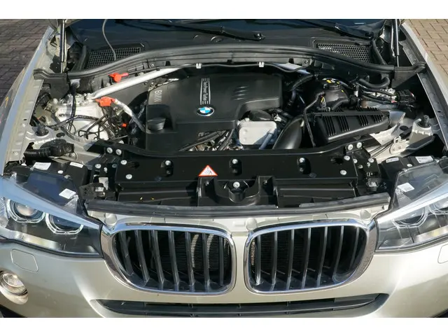 BMW X3 XDrive20i High Executive X-DRIVE 2014 Benzine 16