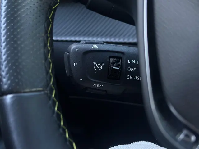 Peugeot e-2008 EV GT 50 kWh 2021 Elektrisch 36