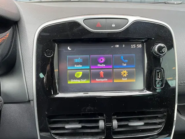 Renault Clio 1.2 16V 2016 Benzine 21