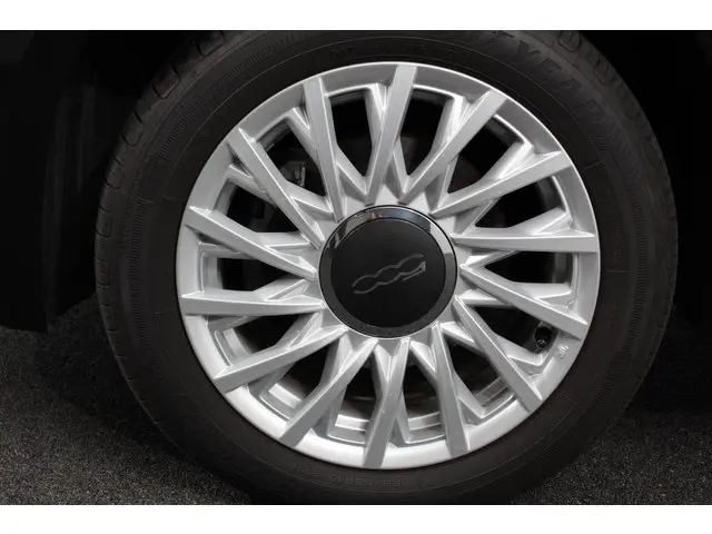 Fiat 500C 1.0 Hybrid Lounge Plus 2020 Benzine 27