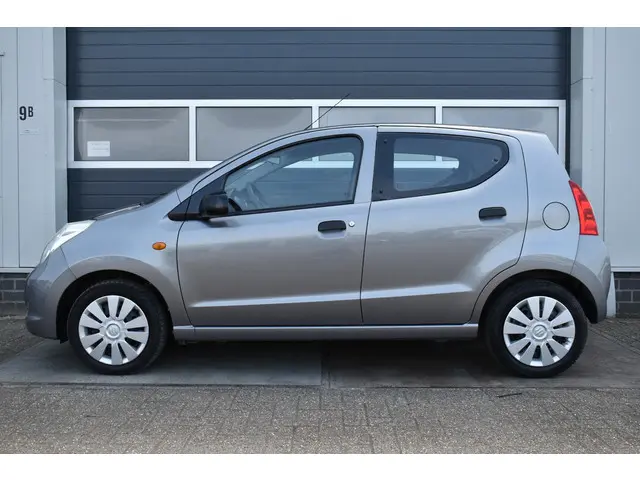 Suzuki Alto 2