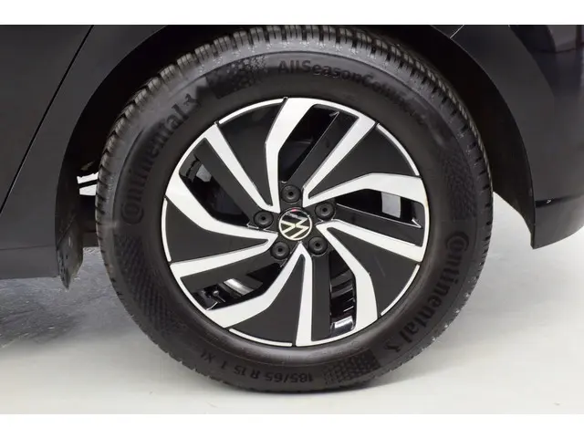 Volkswagen Polo 1.0 TSI Life M'23 2022 Benzine 10