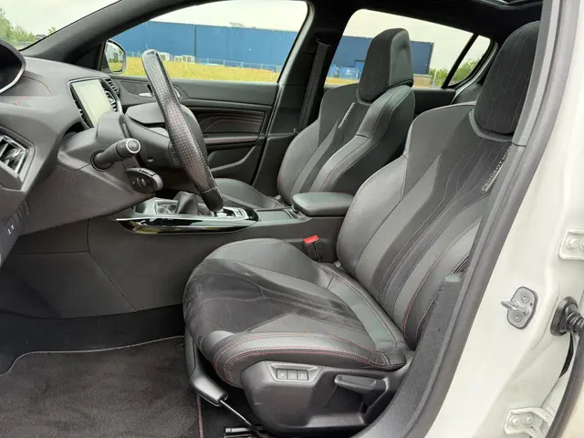 Peugeot 308 1.6 e-THP GTi 250 2015 Benzine 10
