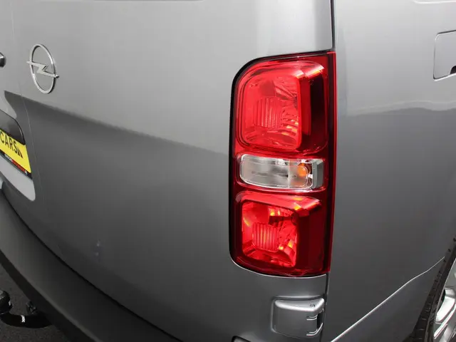 Opel Vivaro 2.0 BlueHDi 180 S&S L3 Automaat 2024 Diesel 32