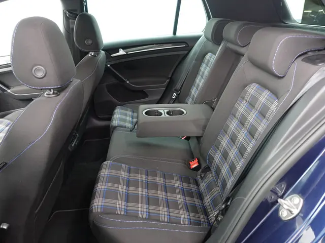 Volkswagen Golf 1.4 TSI GTE Aut- 2015 Hybride Benzine 28