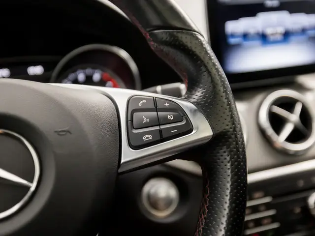 Mercedes-Benz CLA 180 AMG Sport 2018 Benzine 17