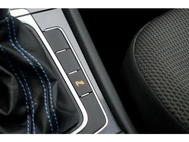 Volkswagen e-Golf E-Golf 2018 Elektrisch 18