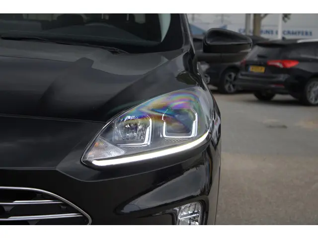 Ford Kuga 2.5 FHEV Titanium 2023 Hybride Benzine 6