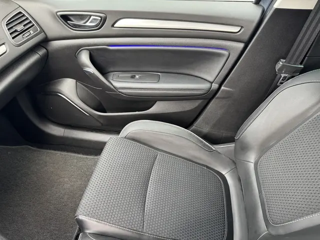 Renault Mégane 1.2 TCe Bose 2016 Benzine 34